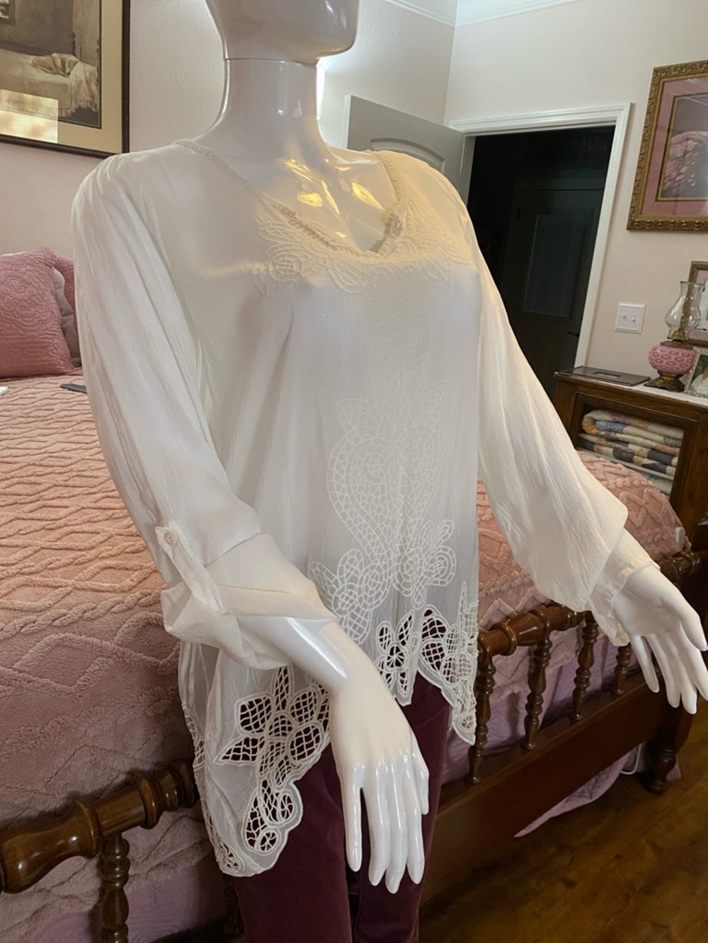 Johnny Was White Embroidered Lace-Trim Blouse
